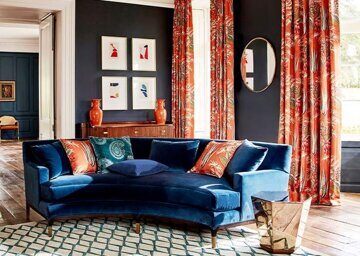 zoffany-fabric-in-living-room-on-cushions-and-curtains